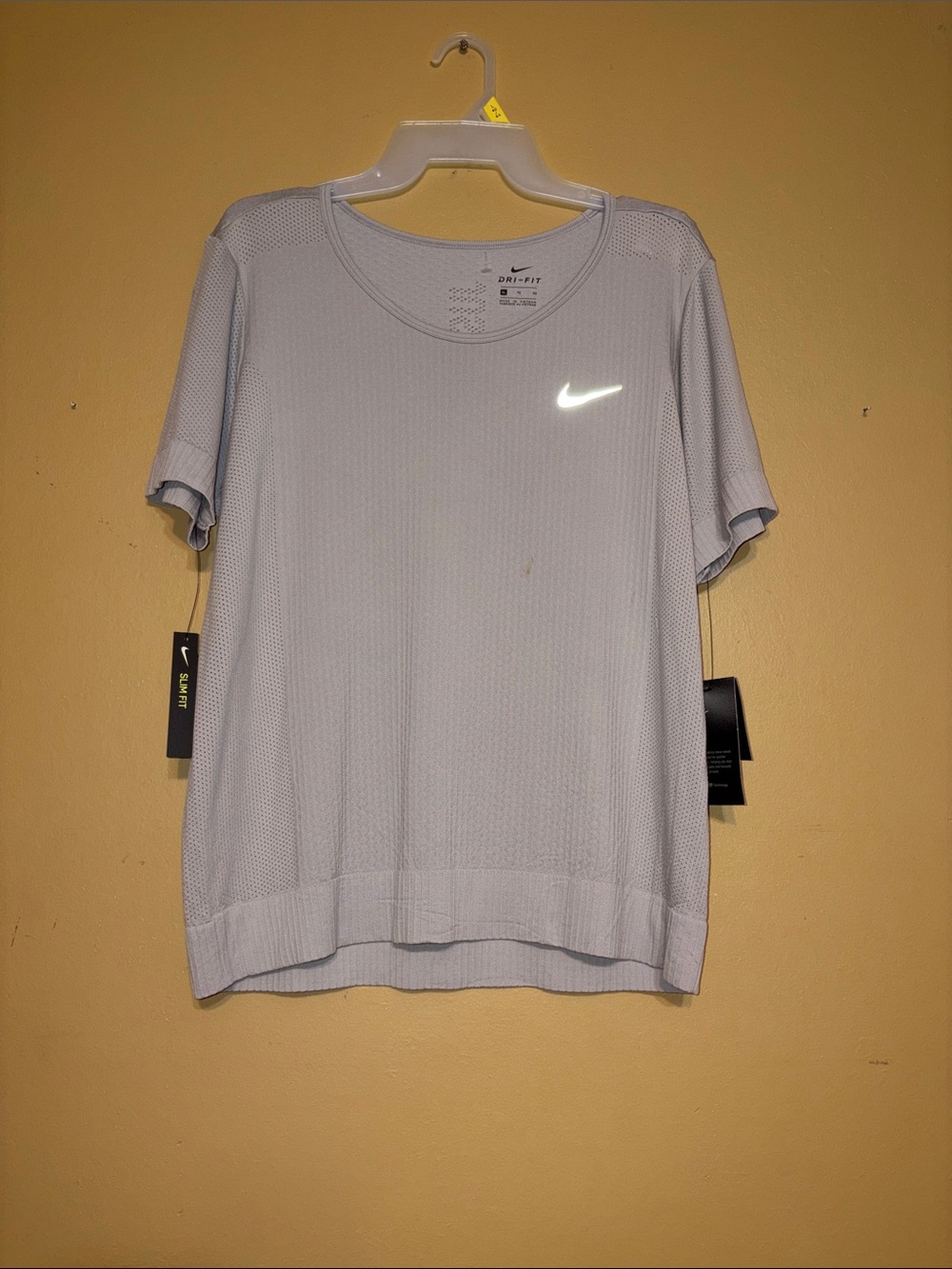 NWT Nike Light Gray Women's XL Dri-FIT  Running Shirt Slim Fit Reflective Swoosh